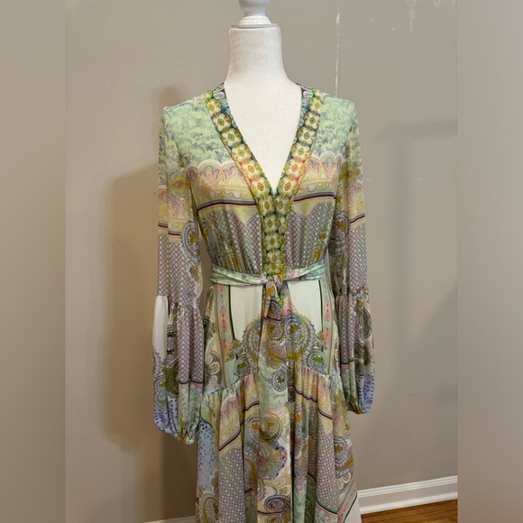 ALEXIS
Paisley Print Long Dress size L Never Worn - Picture 4 of 9